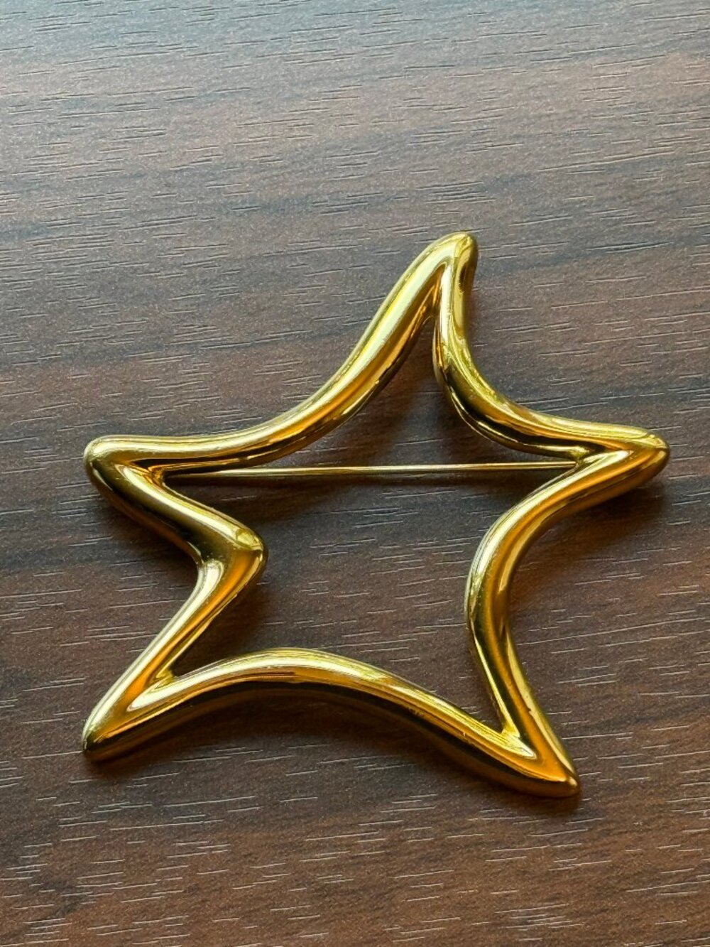 Vintage Monet Star Brooch Pin in Gold Tone